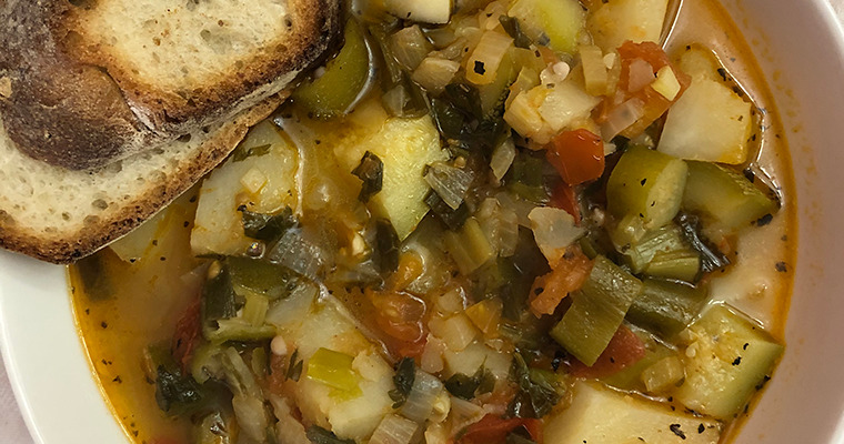 Albanian Vegetable Stew Featured