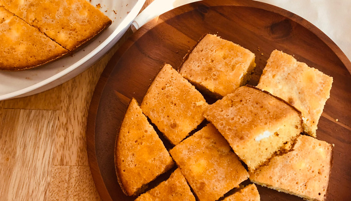 Albanian Cornbread with Feta Cheese (Bukë Misri me Djathë) Featured